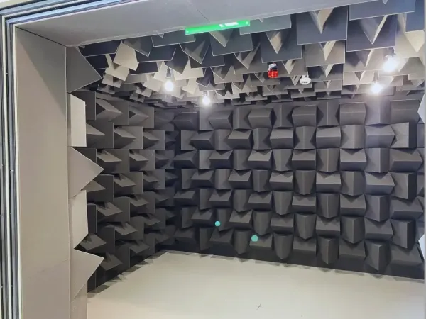 Soundproofing & Acoustic Panels for Test Facilities & Labs