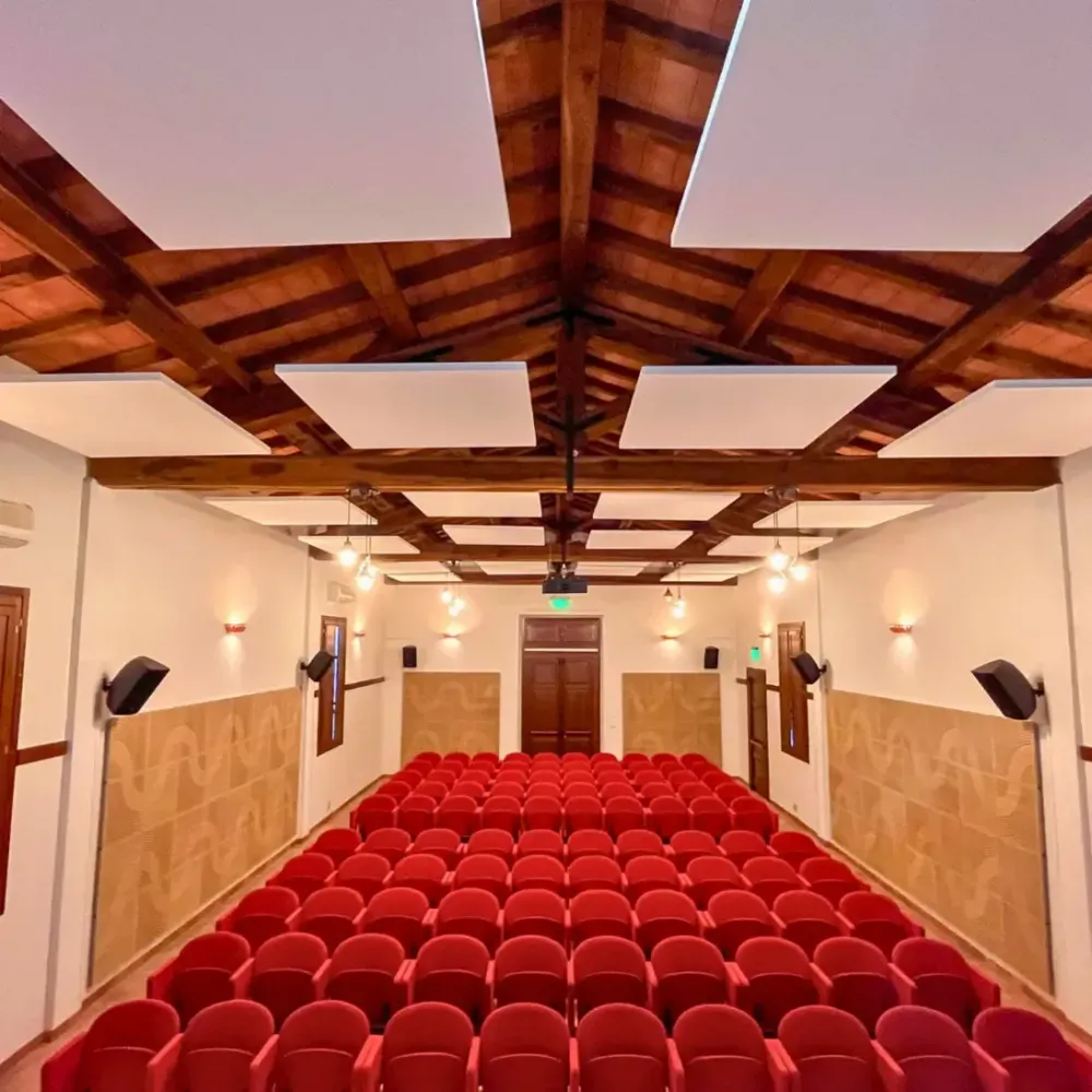 Cinema Acoustic Solution for Isola d’Elba